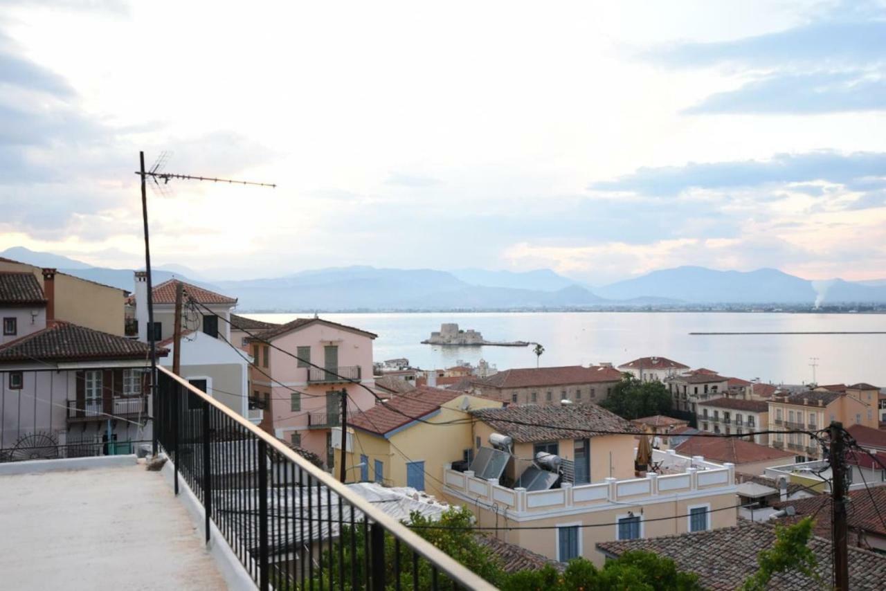 Rodi Retro Appartement Nauplion Buitenkant foto